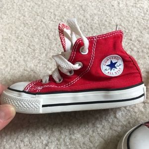 Toddler Red Converse EUC. Size 6